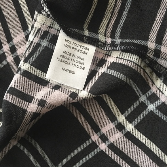 VIOLET & CLAIRE NAVY PLAID HENLEY BLOUSE size M - Picture 6 of 7